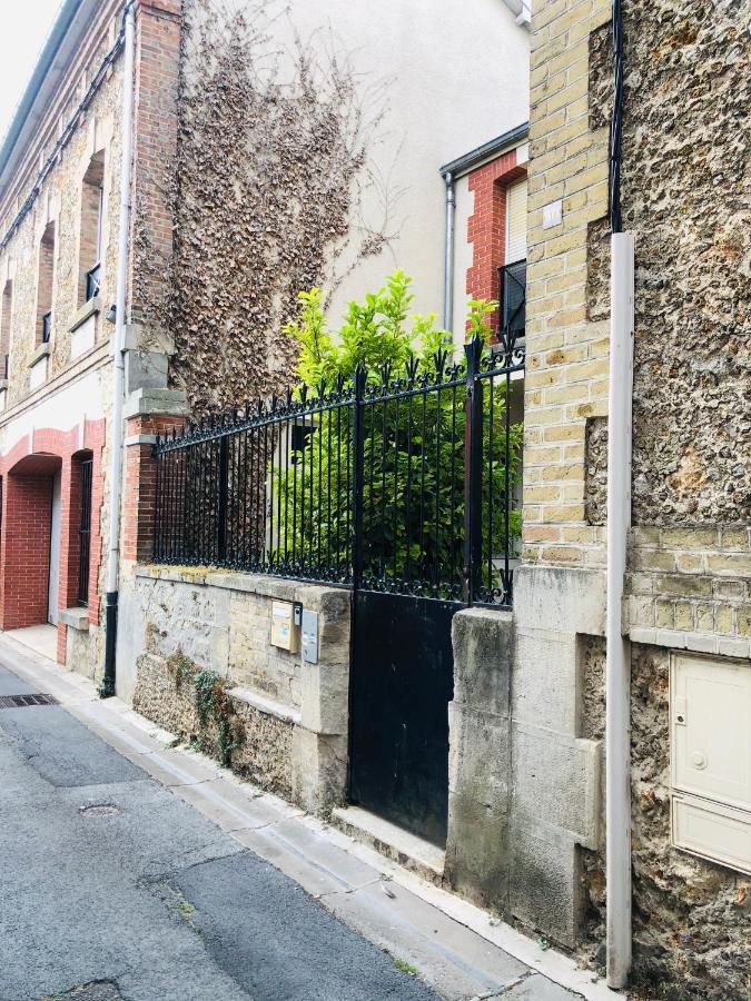 Appartement Coeur Centre-Ville Cosy Et Chaleureux Rue Carnot Châlons-en-Champagne Exterior foto